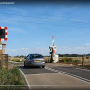 Dimmocks Cote crossing, Stretham: from a 2020 video showing car crossing whilst lights were orange.